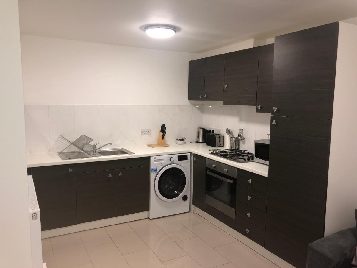 2 Bedroom Large Town Centre Apartment Free Parking Loughborough Exterior photo